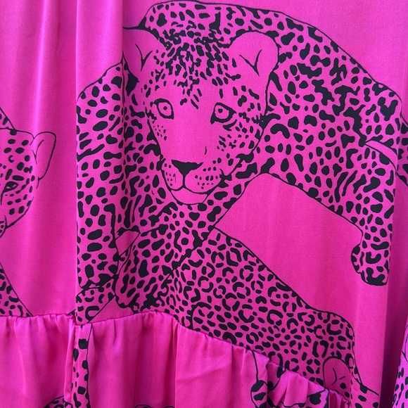 NEW WITH TAGS Pink cheetah Print Button-Up Dress ENTRO with pockets sz Large - Picture 7 of 7